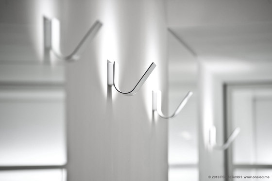 oneLED wall luminaire V | Appliques murales | oneLED