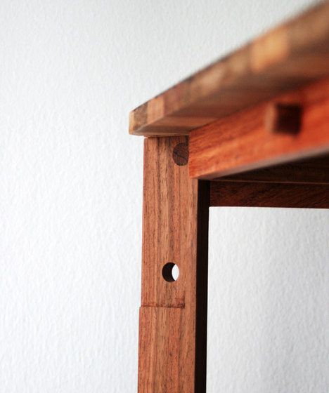 FRAME Shelf/Side table | Tables d'appoint | TAKEHOMEDESIGN