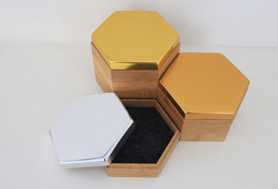 Hex Box Medium Mirror | Boîtes de rangement | Evie Group