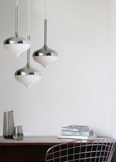 Spun Small Pendant Lamp Silver | Suspensions | Evie Group