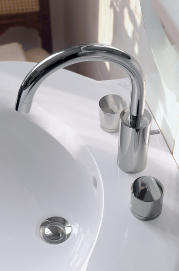 Celia Nicht verschließbares Schaftventil (Haube Messing verchromt) | Bathroom taps accessories | Ideal Standard