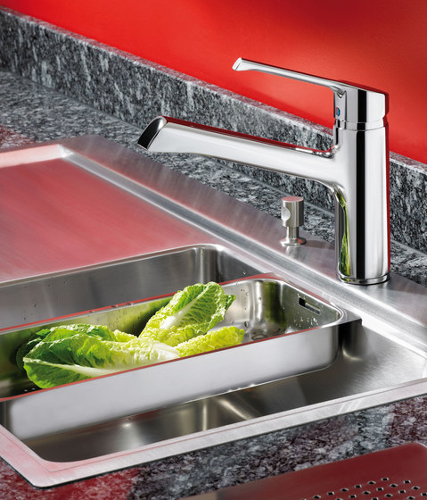 Retta Küchenarmatur für Vorfenstermontage | Griferías de cocina | Ideal Standard