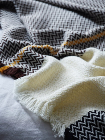 Bunad Blanket Bringeklut | Decken | Mandal Veveri
