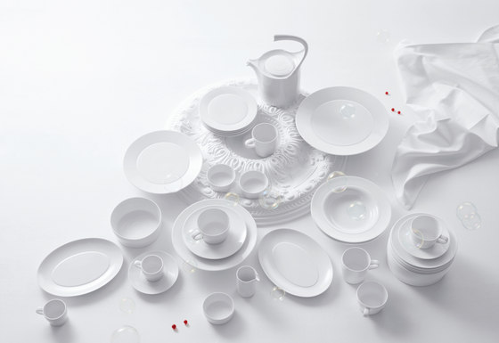 AURÉOLE Porcelain tea strainer | Vajilla | FÜRSTENBERG