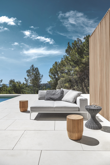 Grid Ottoman | Poufs | Gloster Furniture GmbH