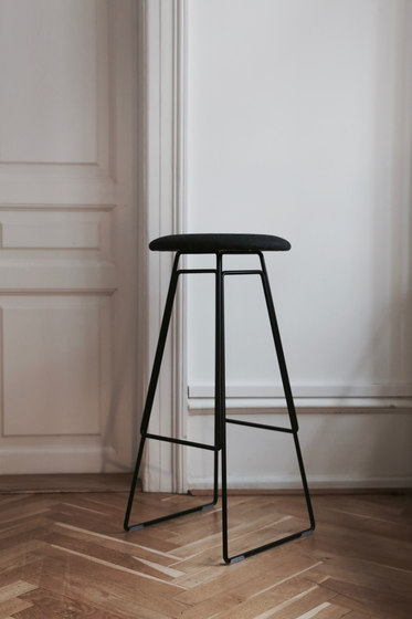 Time Chair | Chairs | House of Finn Juhl - Onecollection
