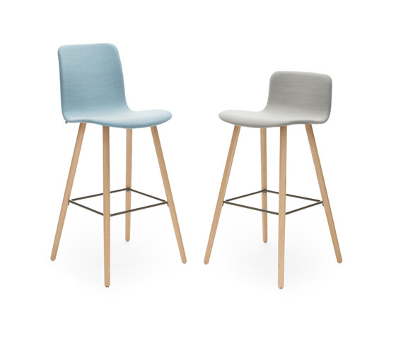 Sola Conference Chair with Four Leg Base with Castors | Chairs | Martela