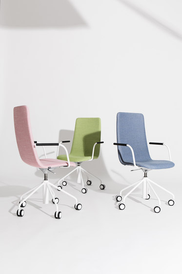 Sola Conference Chair with Four Leg Base with Castors | Chairs | Martela