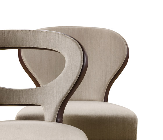 Roka chair with arms | Chaises | Promemoria