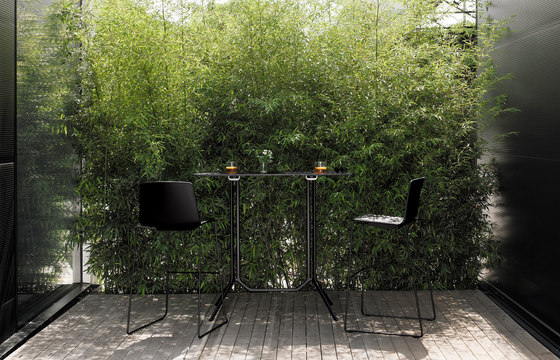 Rama Slide Base Outdoor | Chairs | Kristalia