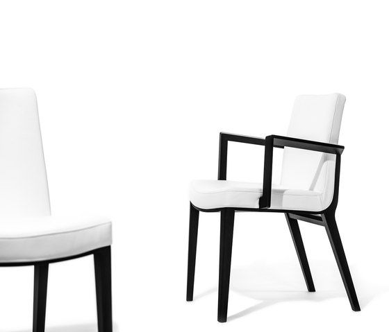 Moritz Lounge armchair | Armchairs | TON A.S.