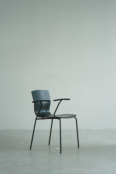 Butterfly Swivel High | Chairs | Magnus Olesen