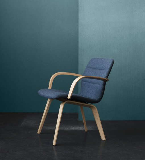 Butterfly chair | Chairs | Magnus Olesen