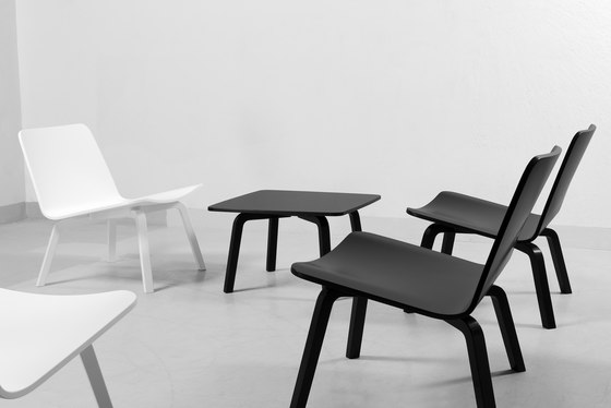 Lounge Chair HK002 | Armchairs | Artek