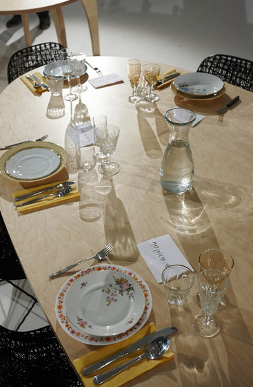 Beefeater S | Dining tables | Lensvelt