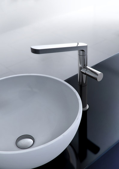 Nomos Go F4169X2 | Single lever bath and shower mixer for concealed installation with 2 outlets diverter | Shower controls | Fima Carlo Frattini