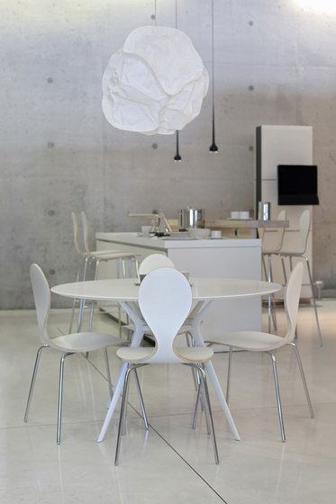 Pyt chair laminate | Chairs | Plycollection