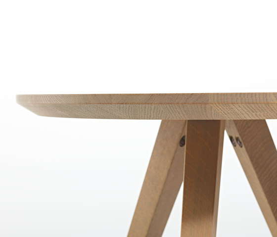 Buzzy T H76 | Bistro tables | Z-Editions