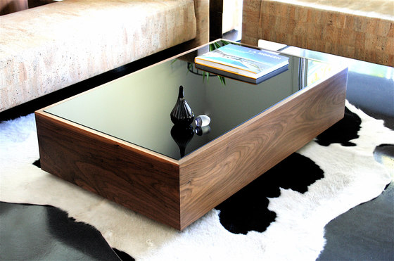 Narcissist Table | Coffee tables | Phase Design