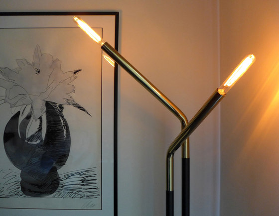 Open Mic Light | Lámparas de pie | Phase Design