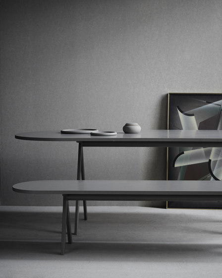 Saw Bench marble black rounded | Sitzbänke | Friends & Founders