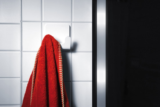 radius puro bath towel holder | Towel rails | Radius Design