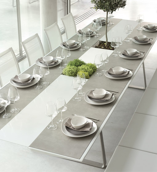 Extrados | Medium Dining Table Extendable | Mesas comedor | EGO Paris