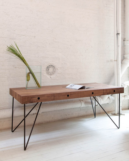 Quilombo Desk | Desks | Espasso