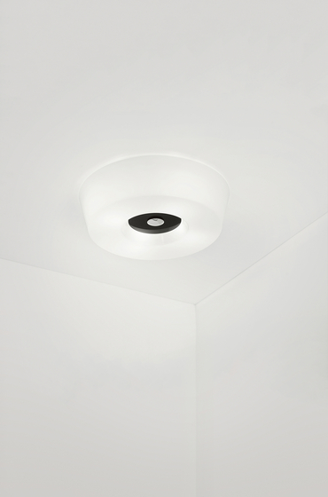 Yki 390 | Lámparas de techo | Innolux