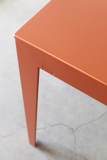 Zef extra low table | Coffee tables | Matière Grise