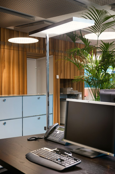 Office Air 2.0 For Usm Haller Table | Luminaires de table | Nimbus