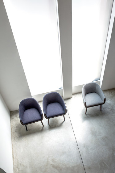 Ginevra Armchair | Chairs | Bross