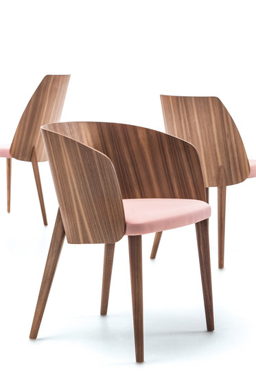 Shell Armchair | Chairs | Bross