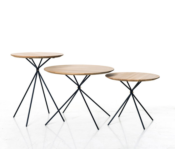 Frisbee Dining Table | Tables de repas | Herman Cph