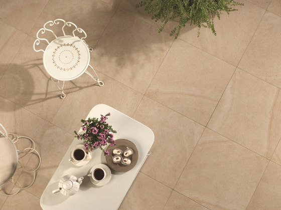 Maison Blanc matt | Ceramic tiles | Caesar