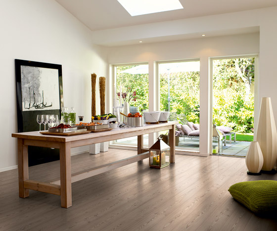 Endless Plank cottage pine | Laminate flooring | Pergo