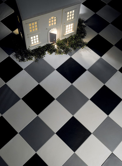 Le Crete Hexagon Terra Nera | Ceramic tiles | Valmori Ceramica Design