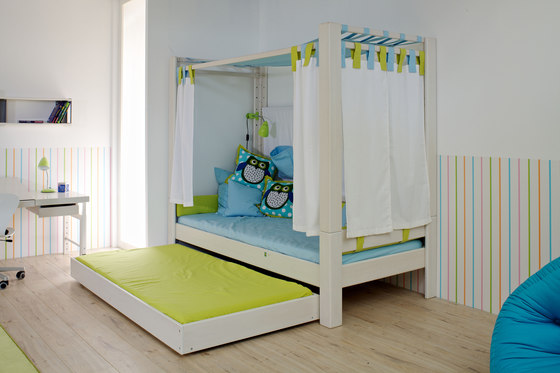Trax toddler’s poster bed | Kids beds | De Breuyn