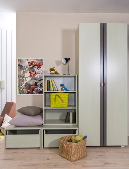 Cabinet Combination 20 | Kids storage furniture | De Breuyn