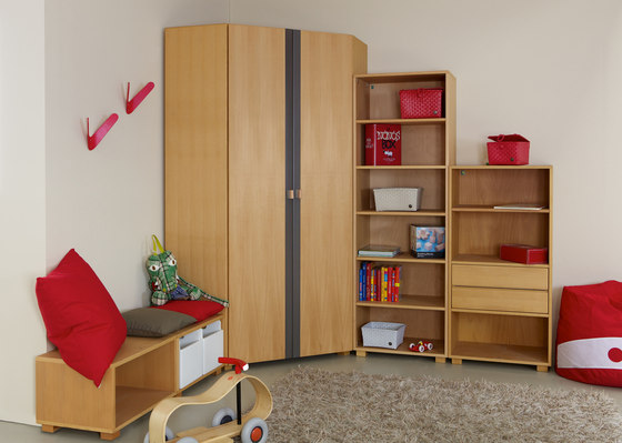 Cabinet Combination 25 | Kids storage furniture | De Breuyn