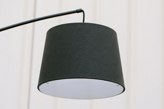 Archer Table Lamp | Lámparas de sobremesa | SEEDDESIGN