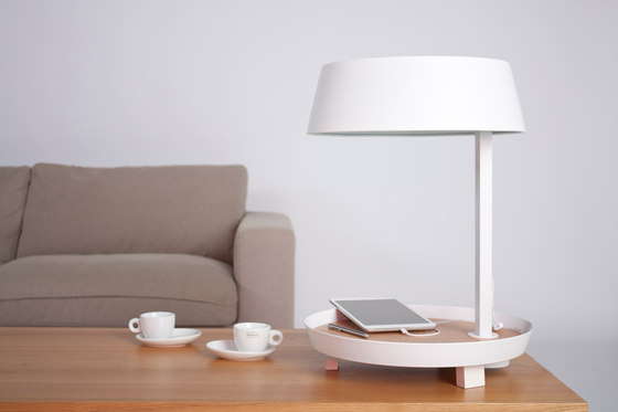 Carry Desk Lamp | Luminaires de table | SEEDDESIGN