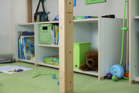 Cabinet Combination DBC-21 | Kids storage furniture | De Breuyn