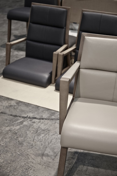 Square direccional | Office chairs | Ofifran