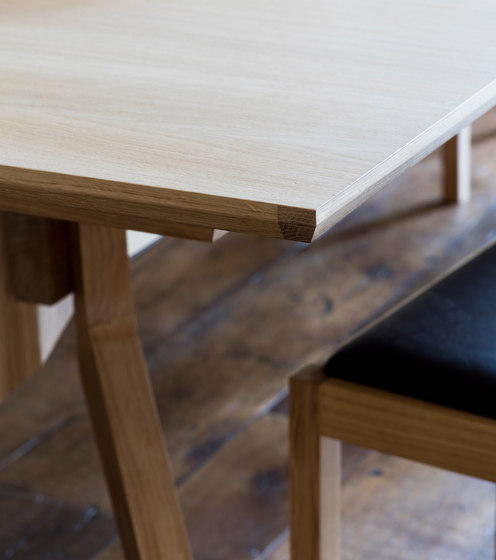 Cross round coffee table | Mesas de centro | Case Furniture
