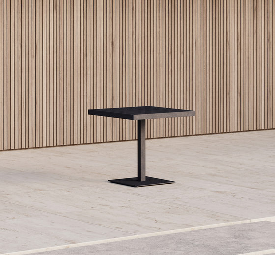Eos | Side Table | Beistelltische | Case Furniture