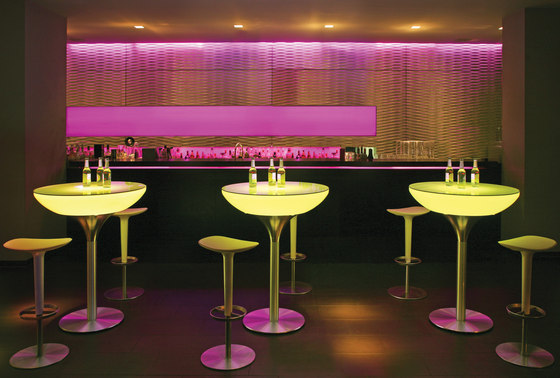 Lounge 75 Indoor LED | Tables de repas | Moree