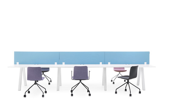 Frankie Conference Table T-Leg Wood | Mesas contract | Martela