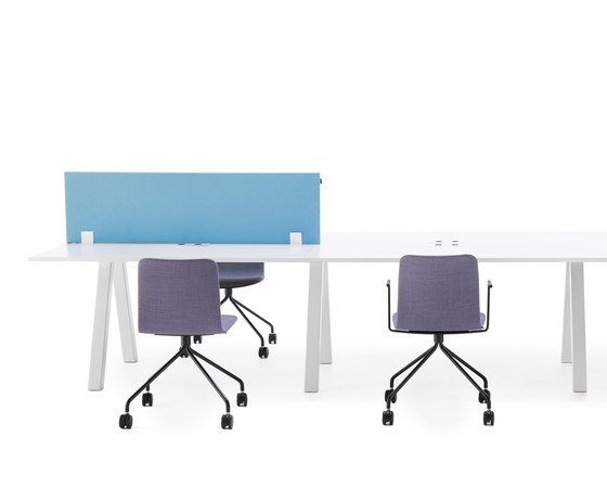 Frankie Bench Desk A-Leg | Tables collectivités | Martela