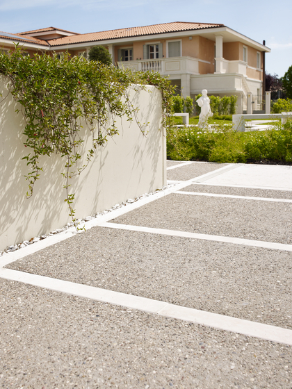 Sassoitalia Floor - Cammello, Grigio, Rosso Verona | Concrete / cement flooring | Ideal Work